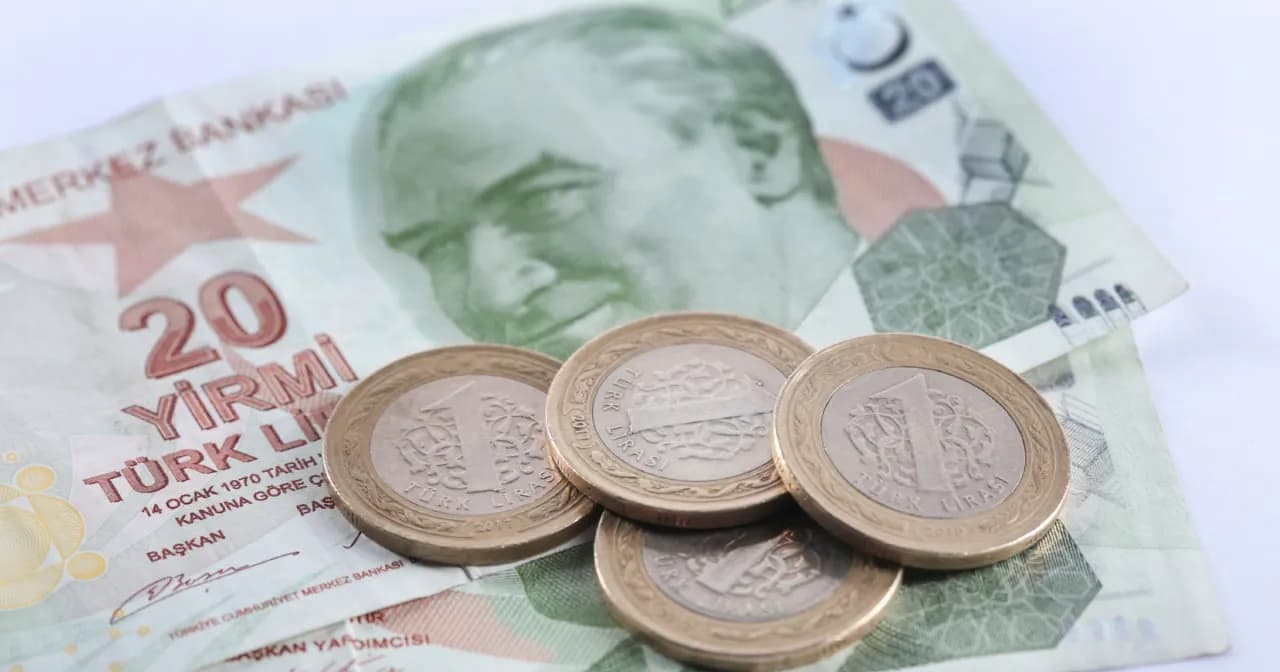 Jaka waluta w Turcji? Ważne informacje dla podróżnych i turystów